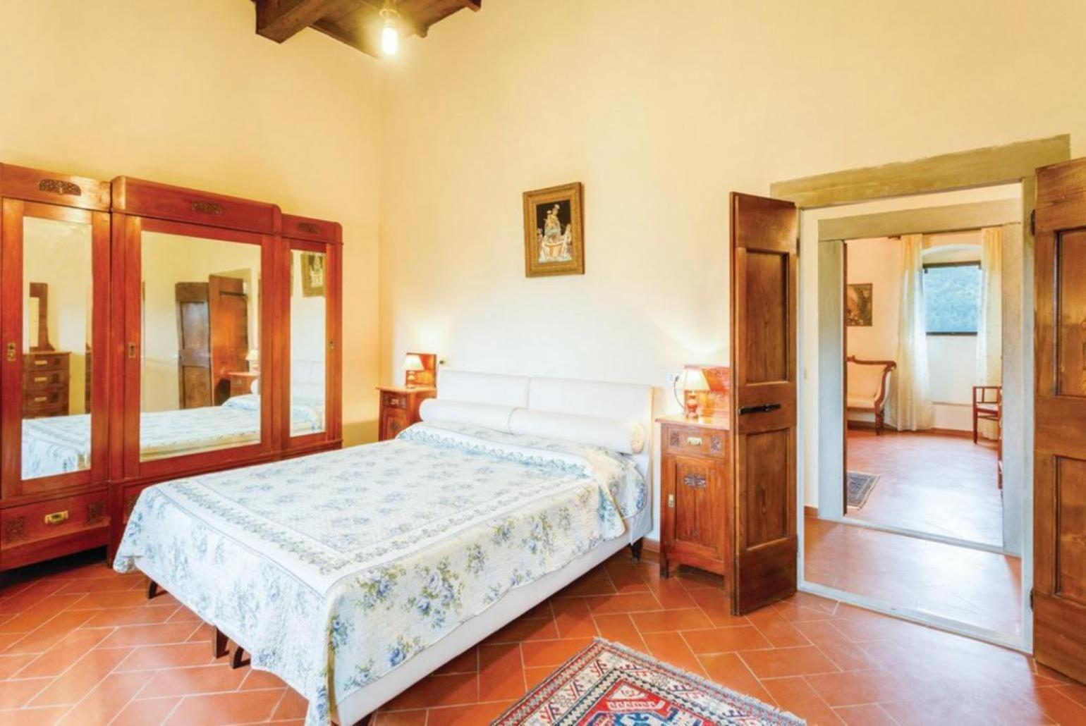 Villa Il Castello Ortignano Raggiolo 外观 照片